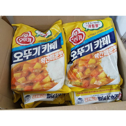 Bột cà ri hơi cay Hàn Quốc Ottogi Curry Medium 1kg