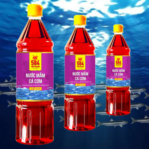 Nước mắm Cá cơm 584 Nha Trang 12N 1 lít