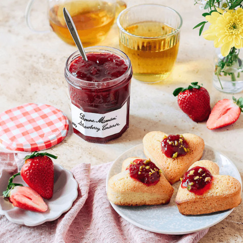 Mứt quả dâu Bonne Maman Strawberry Preserves 30g F100624