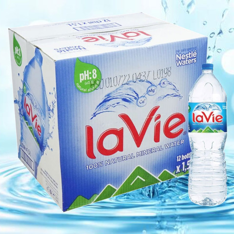 Nước khoáng thiên nhiên Lavie 1.5 lít