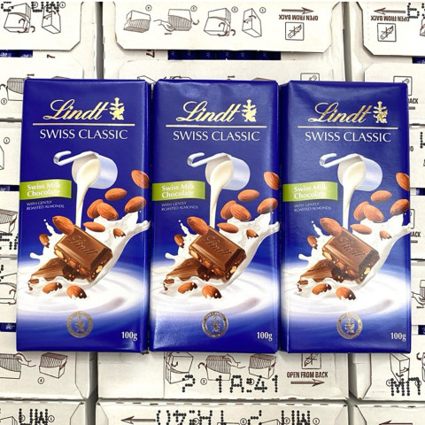Sôcôla sữa nhân hạnh nhân Lindt Swiss Classic 100g F118852