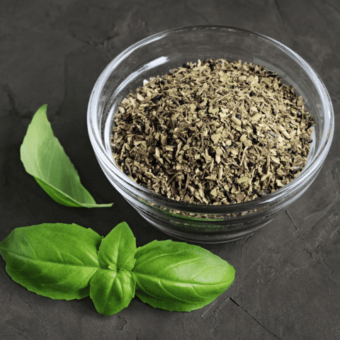 Lá húng quế tây McCormick Basil Leaves 140g F122327