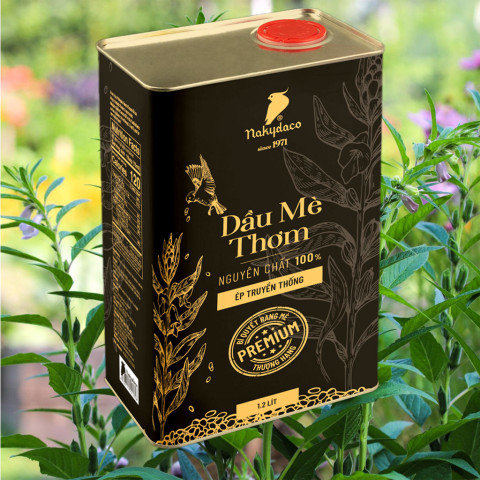 Dầu mè thơm nguyên chất Nakydaco hộp thiếc 1.2L