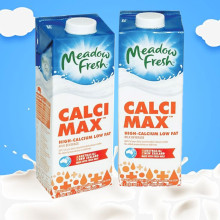 Sữa tươi giàu canxi ít béo Meadow Fresh 1 lít