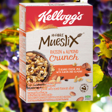 Ngũ Cốc Kellogg's Mueslix Raisin & Almond Crunch 355g