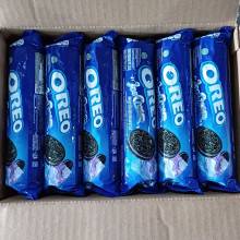 Bánh quy nhân kem lạnh việt quất Oreo Blueberry 119.6g