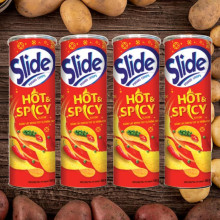 Snack khoai tây Slide Hot & Spice hộp 160g