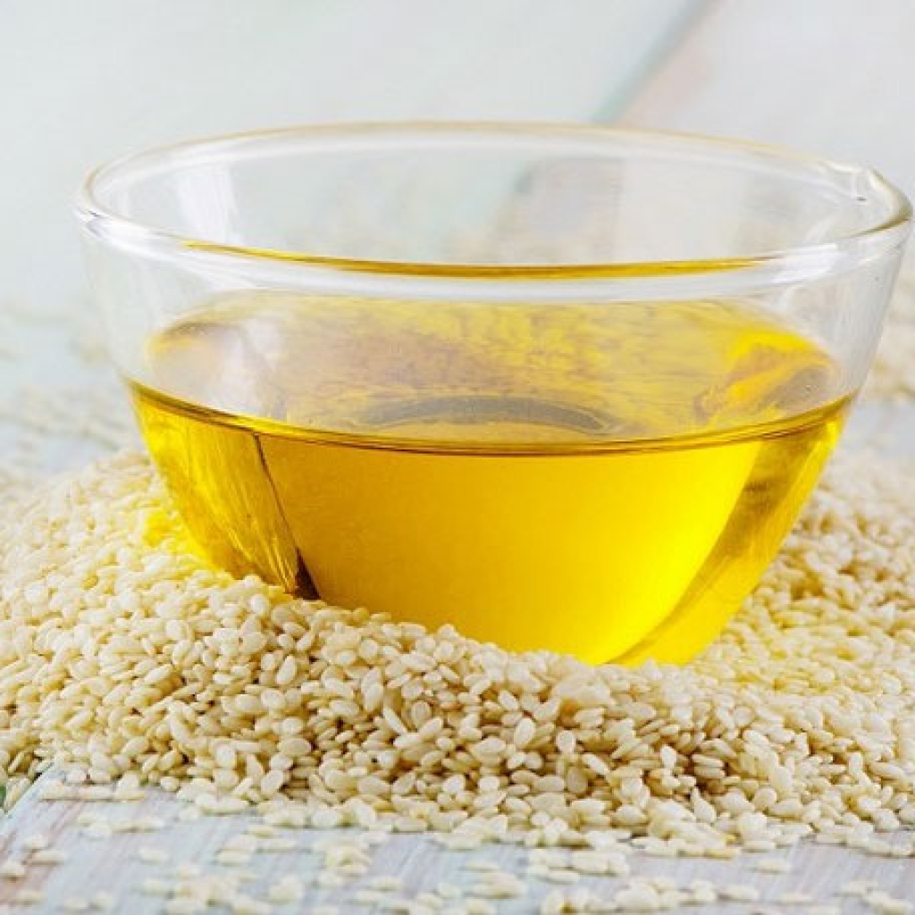 Dầu mè xá can 4kg