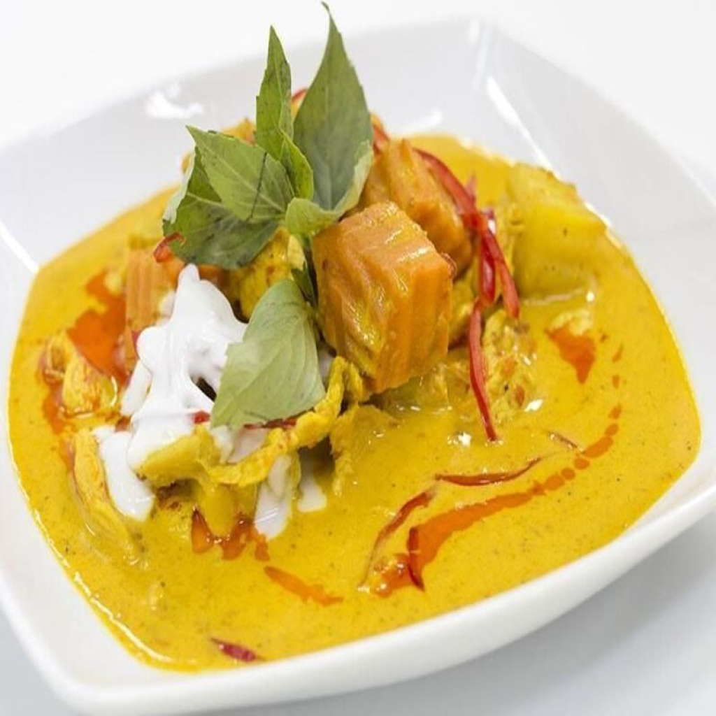 Cari vàng Thái Maepranom Yellow Curry Paste 380g
