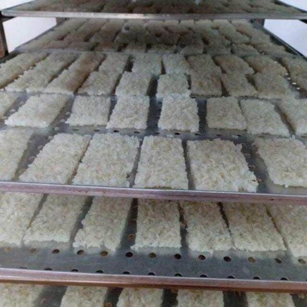 Cơm Cháy Vuông Chưa Chiên 1kg
