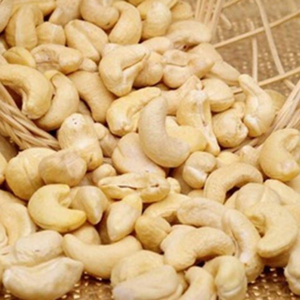 Hạt điều tươi