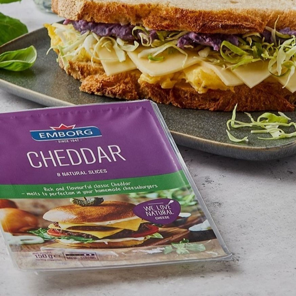 Phô mai lát Emborg Cheddar Slices 150g F122837