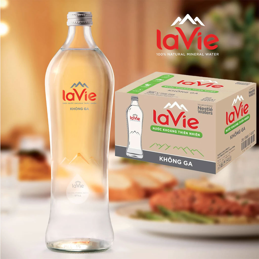 Nước khoáng thiên nhiên không ga LaVie chai thủy tinh 450ml