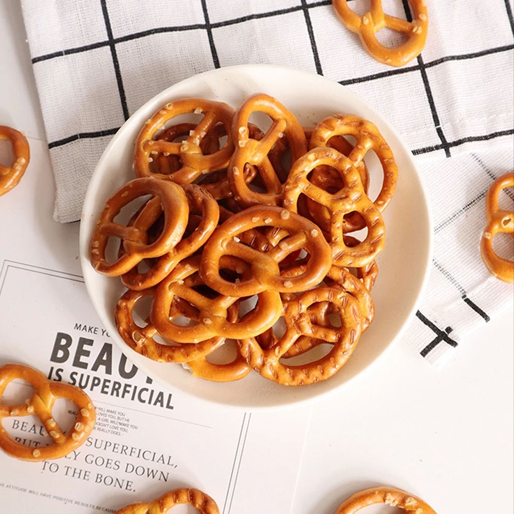 Bánh vòng xoắn Lorenz Saltletts Brezel 150g F121914 