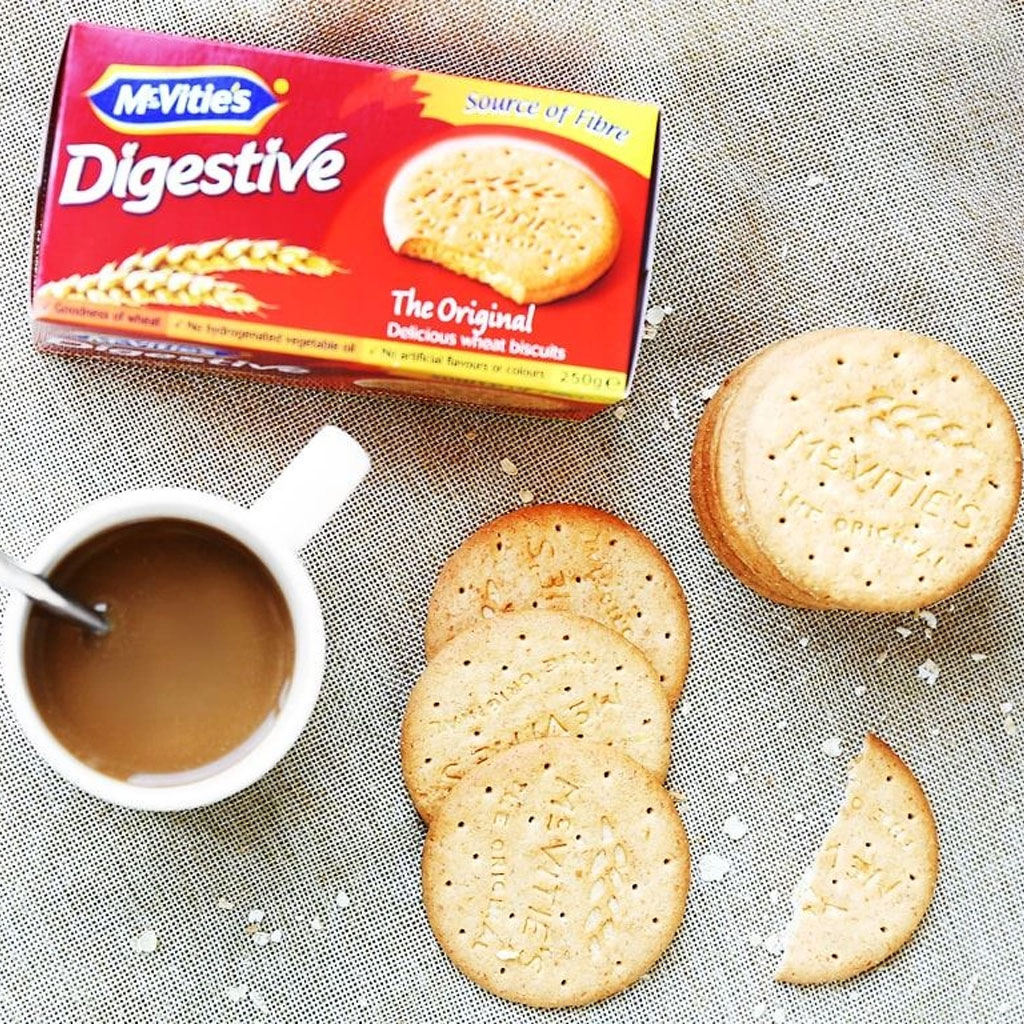 Bánh quy lúa mì nguyên cám vị nguyên bản McVitie's 250g
