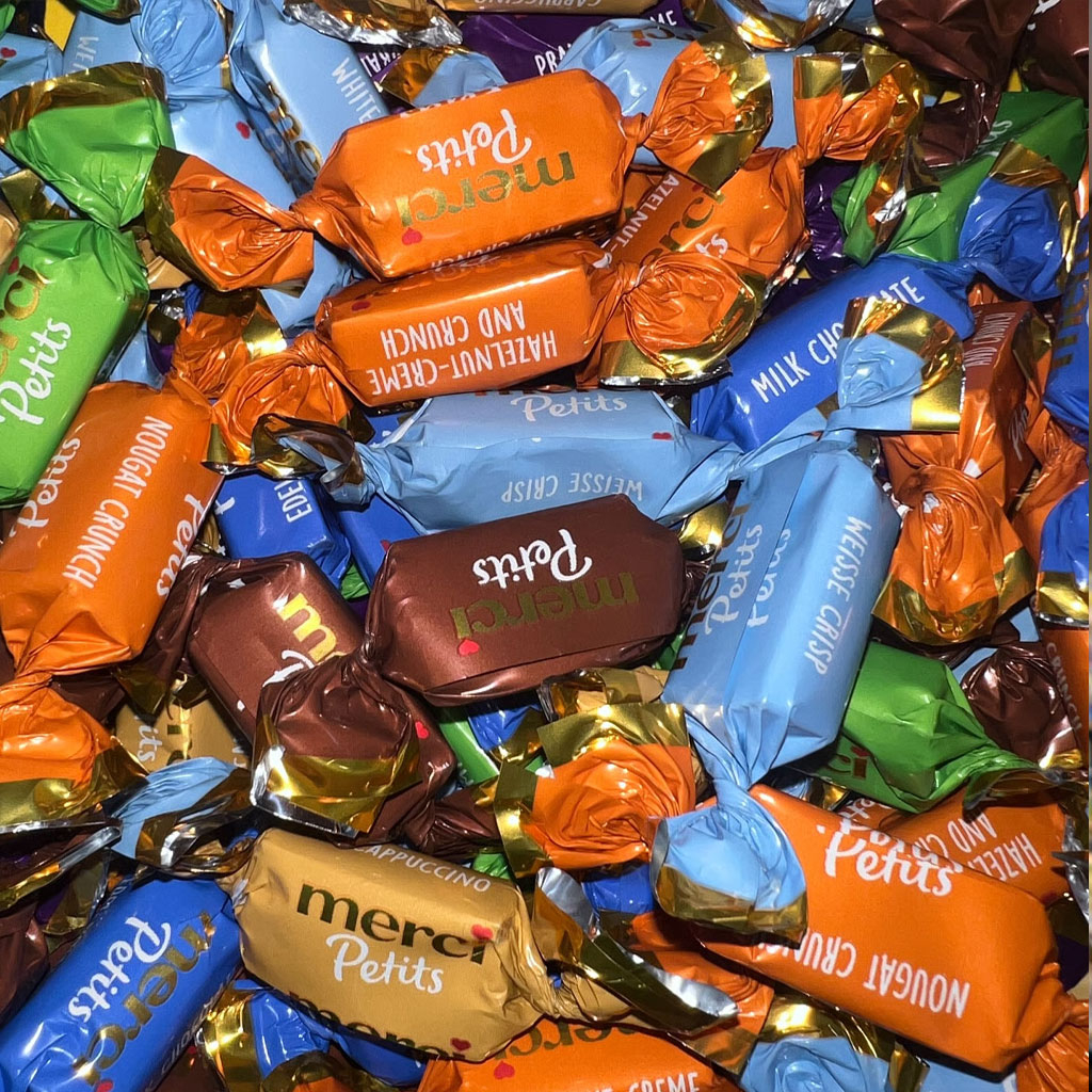 Socola hỗn hợp Storck Merci Petits Chocolate Collection 125g F123037