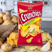Khoai tây chiên vị phô mai và hành Lorenz Crunchips 100g F121900