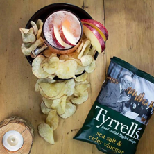 Khoai tây chiên chua mặn Tyrrells 150g F119177
